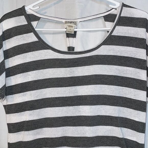 Day trip shirt  - Picture 2 of 9